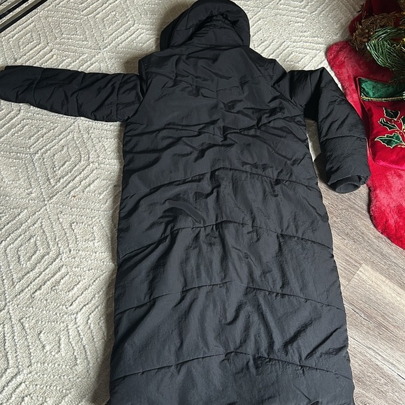 Long line puffa coat - Picture 14 of 15